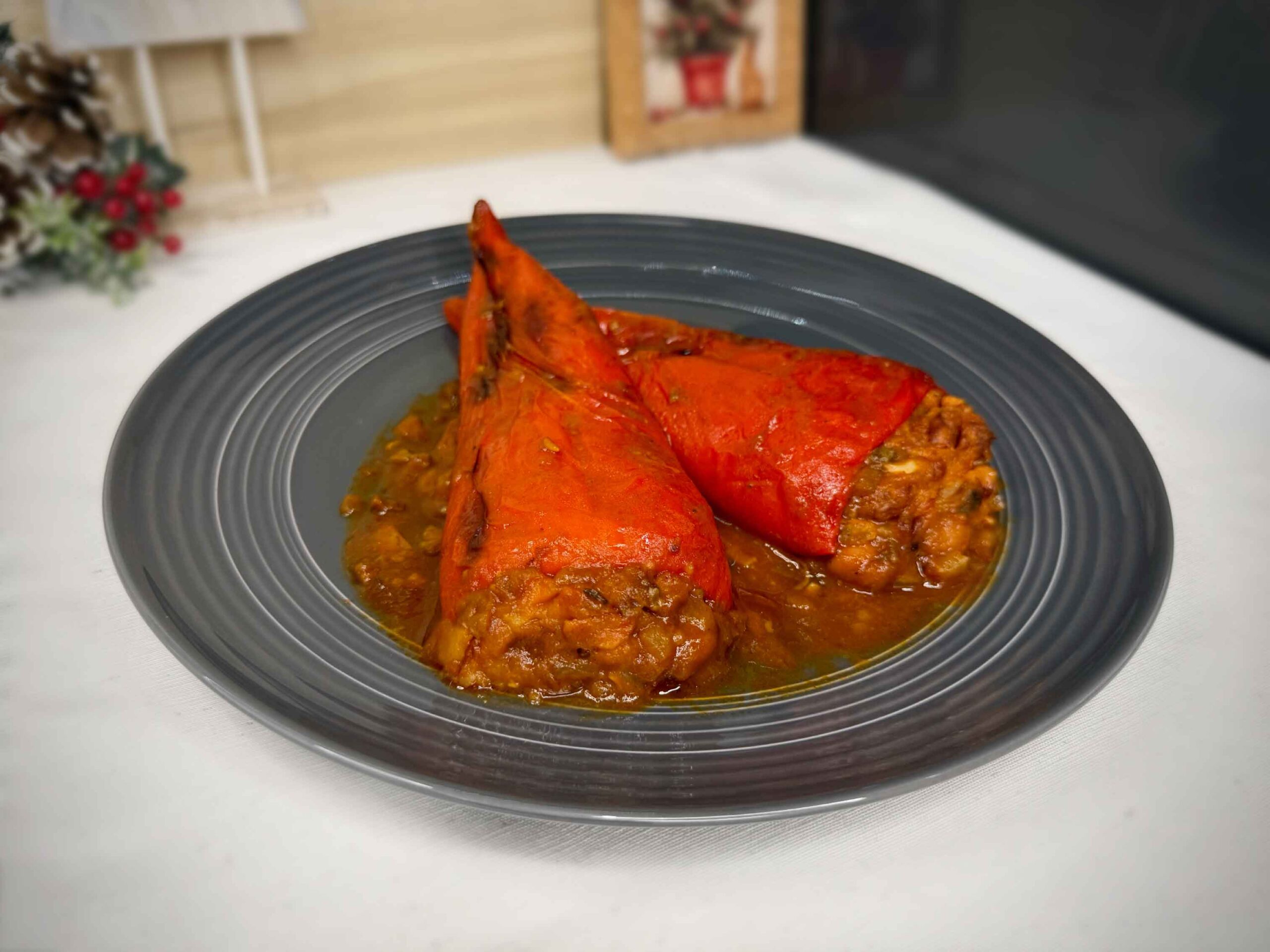 Paprike punjene grahom – posni recept