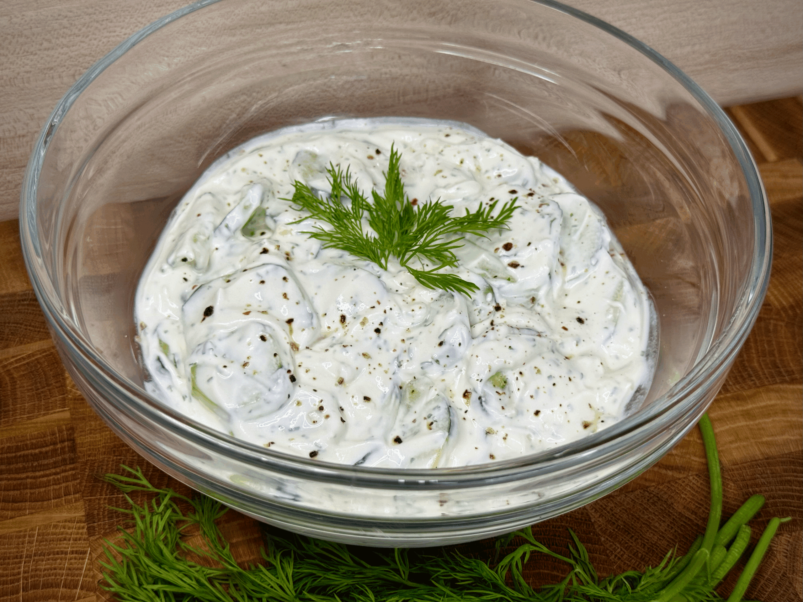 Salata od krastavaca i pavlake sa mirođijom